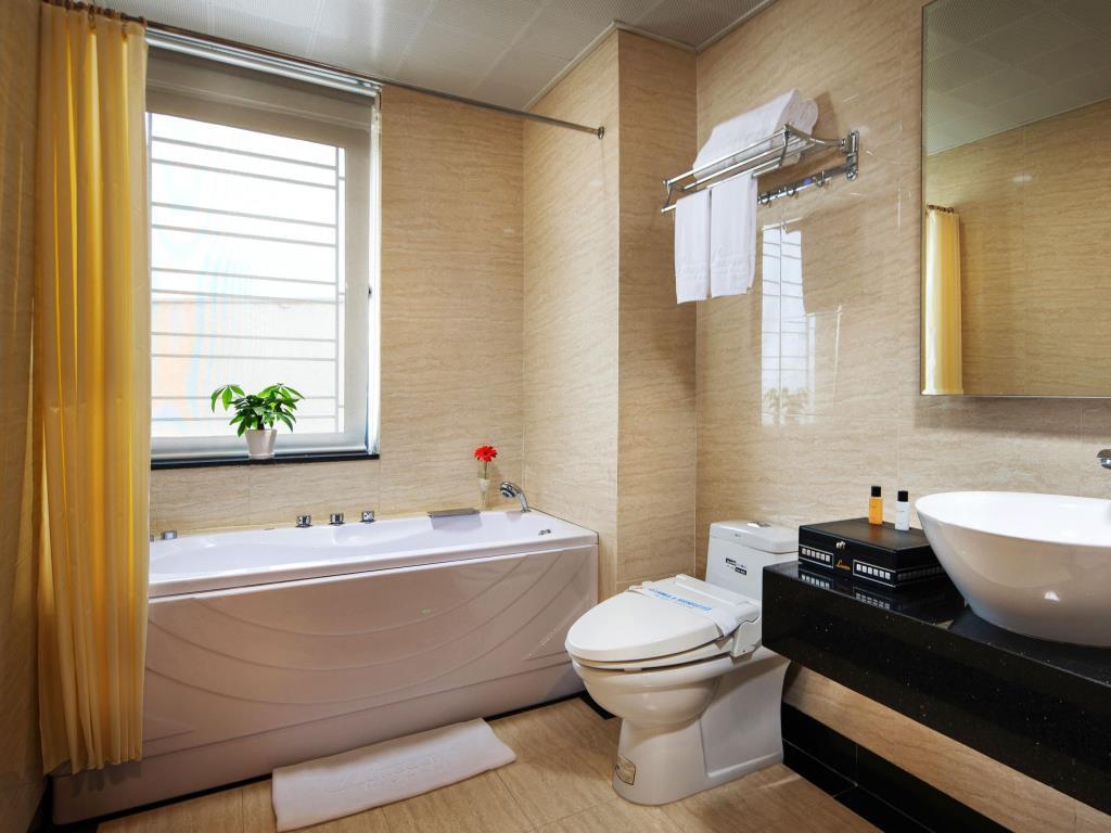 Luxeden Hotel Hanoi Kültér fotó