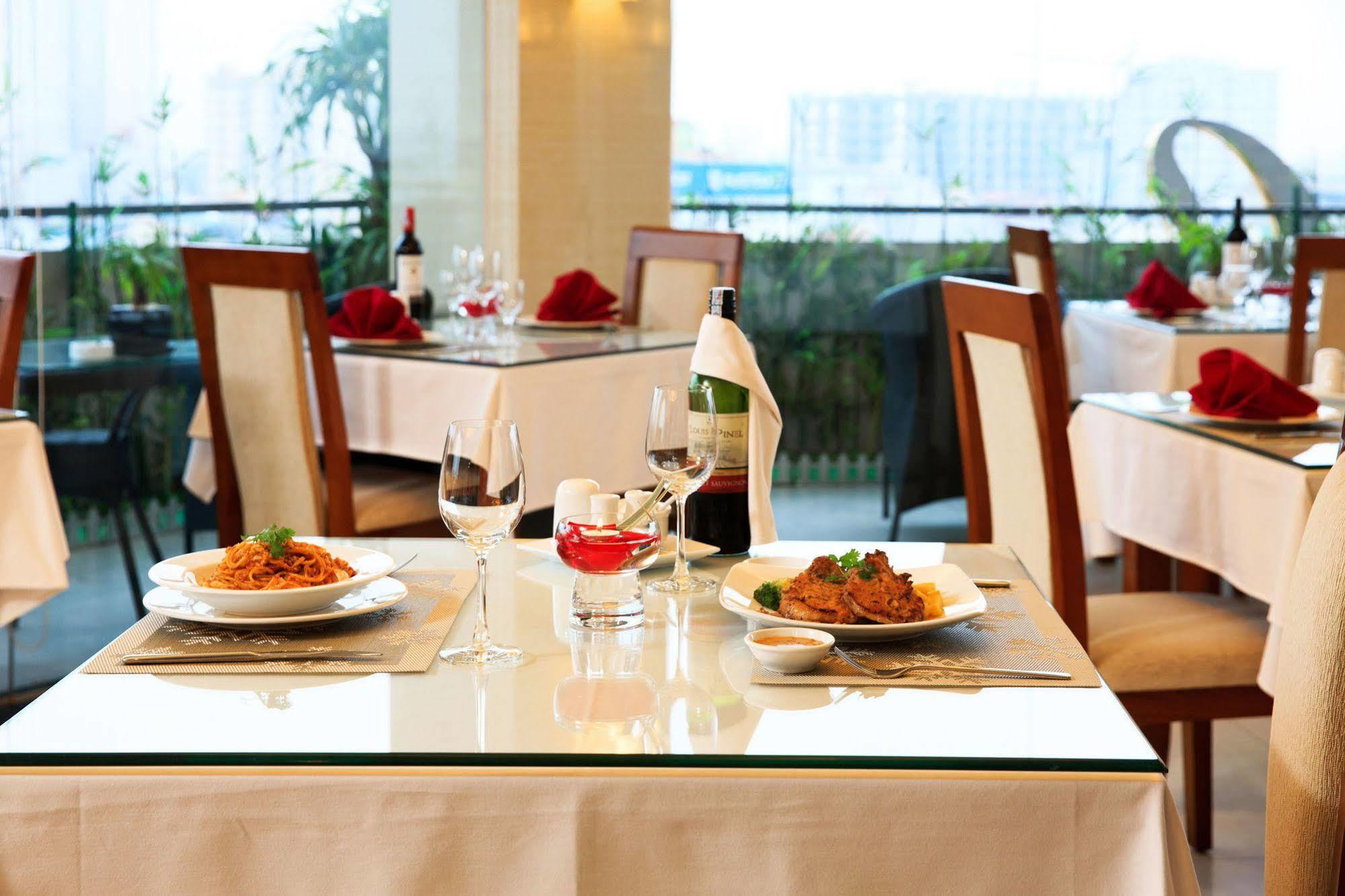 Luxeden Hotel Hanoi Kültér fotó